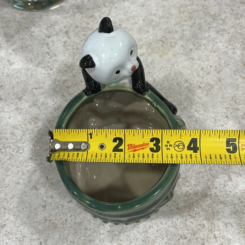 VINTAGE UNBRANDED PANDA ON A BAMBOO CERAMIC PLANTER MADE IN CHINA